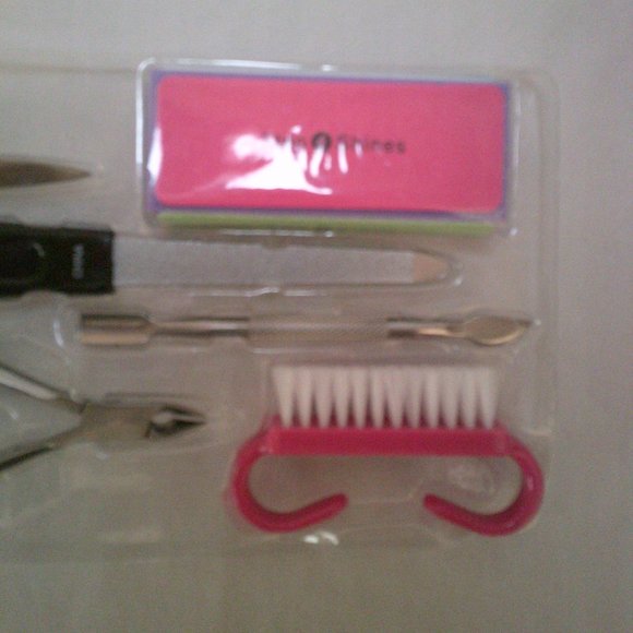 Deluxe Manicure - Pedicure Kit.  Bundle (10+)  Never Used! - Picture 9 of 9
